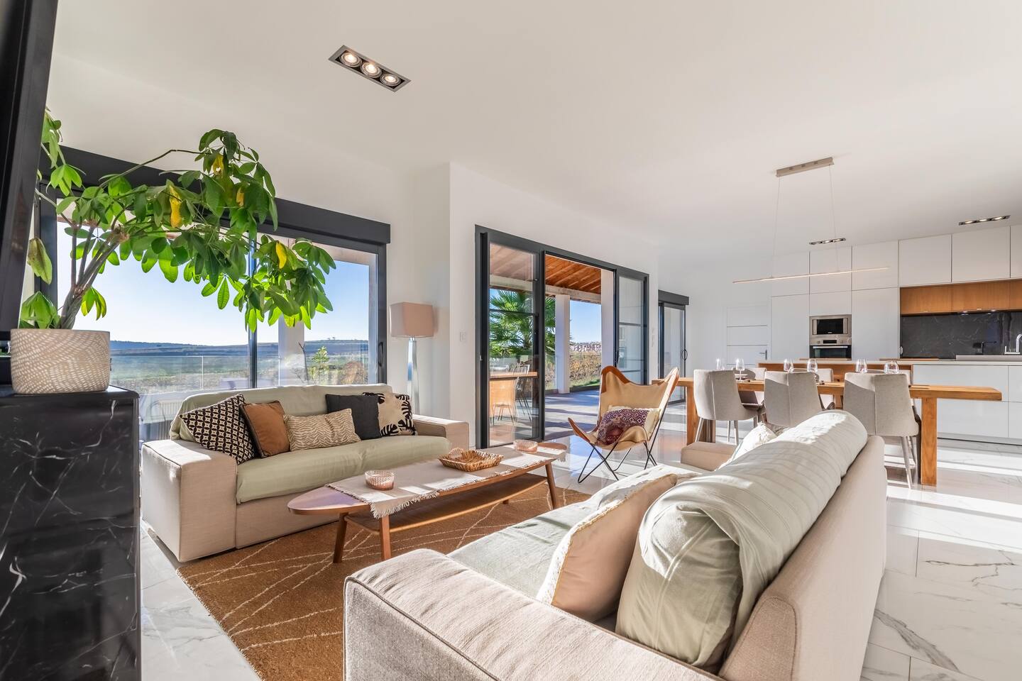 villa lodge plaissan design luxe location vacances