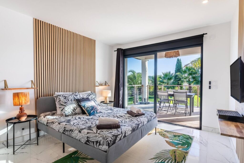 Villa SCL chambre d'hotes location sud occitanie plaissan