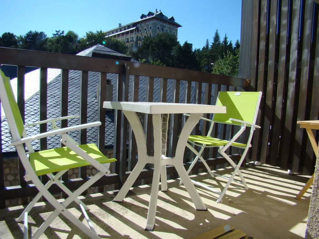 Location appartement Font Romeu mezzanine centre ville ski vue grand hotel