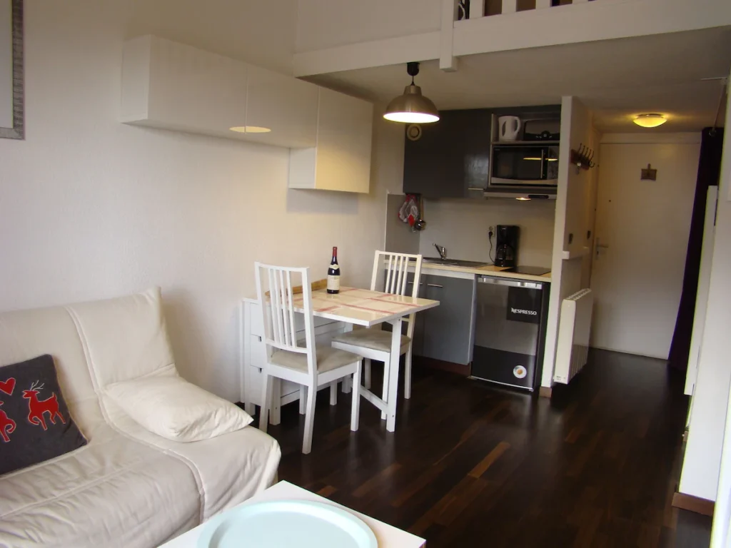 Location appartement Font Romeu mezzanine centre ville ski vue grand hotel