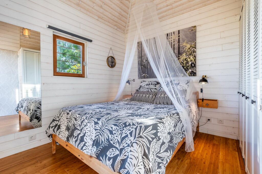 INT.CH.P-LARGE(CR6_2050-HDR-Modifier)-Booking